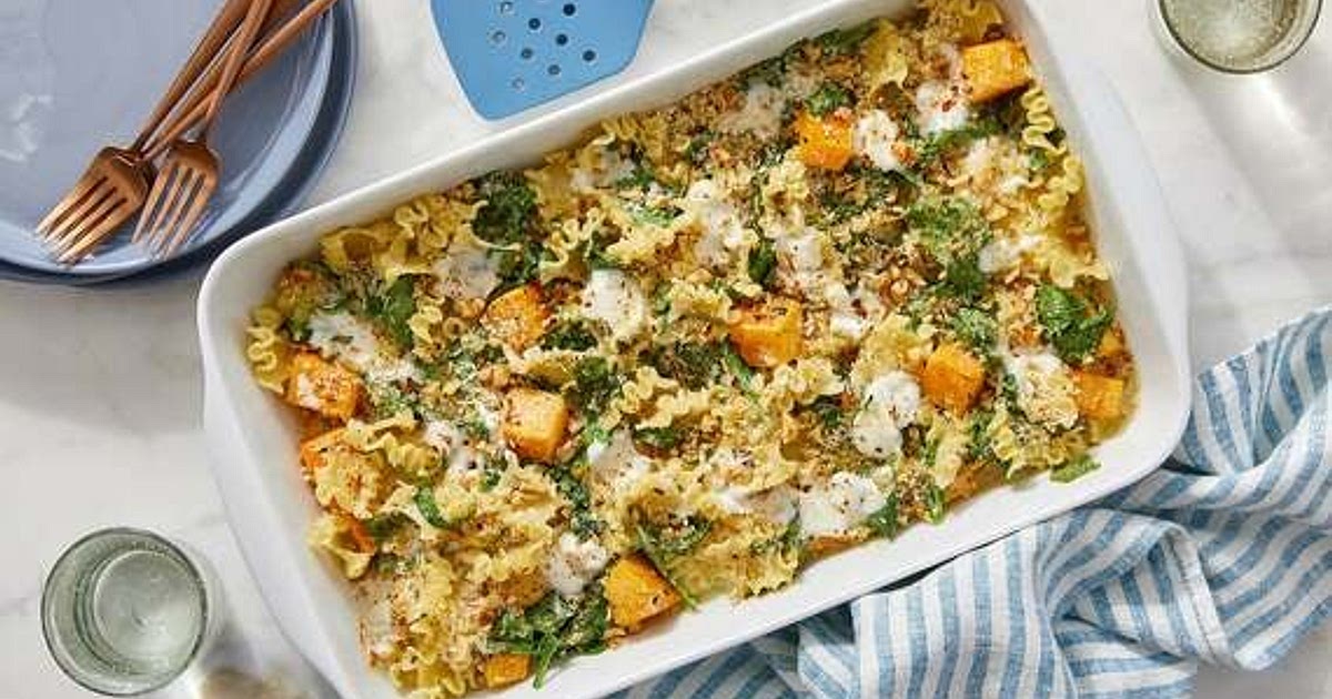 Creamy Butternut Squash Pasta Bake with Spinach & Walnuts Recipe | Samsung Food App