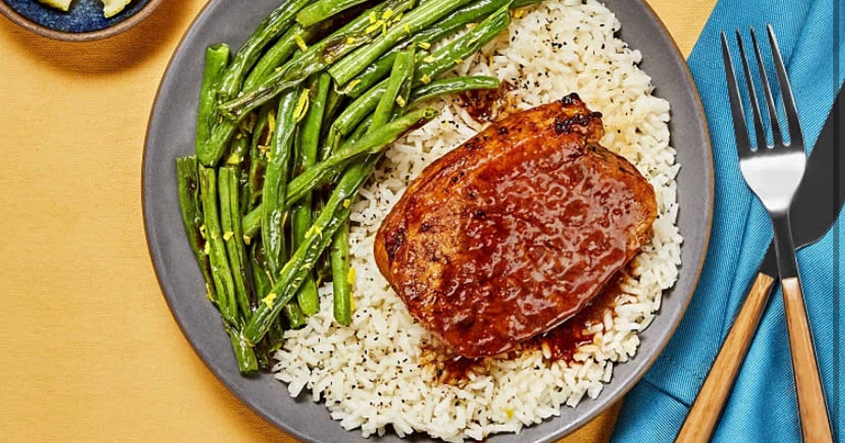 Peachy Keen BBQ-Rubbed Pork Chops with Lemony Green Beans & Garl Recipe | Samsung Food App