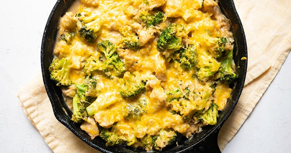 One-Skillet Cheesy Chicken and Broccoli Casserole Recipe | Samsung Food App