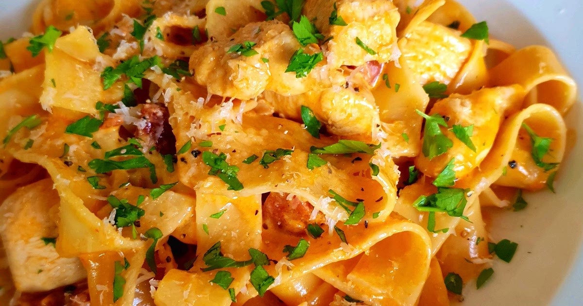 Chicken & Chorizo Pasta Recipe | Samsung Food App