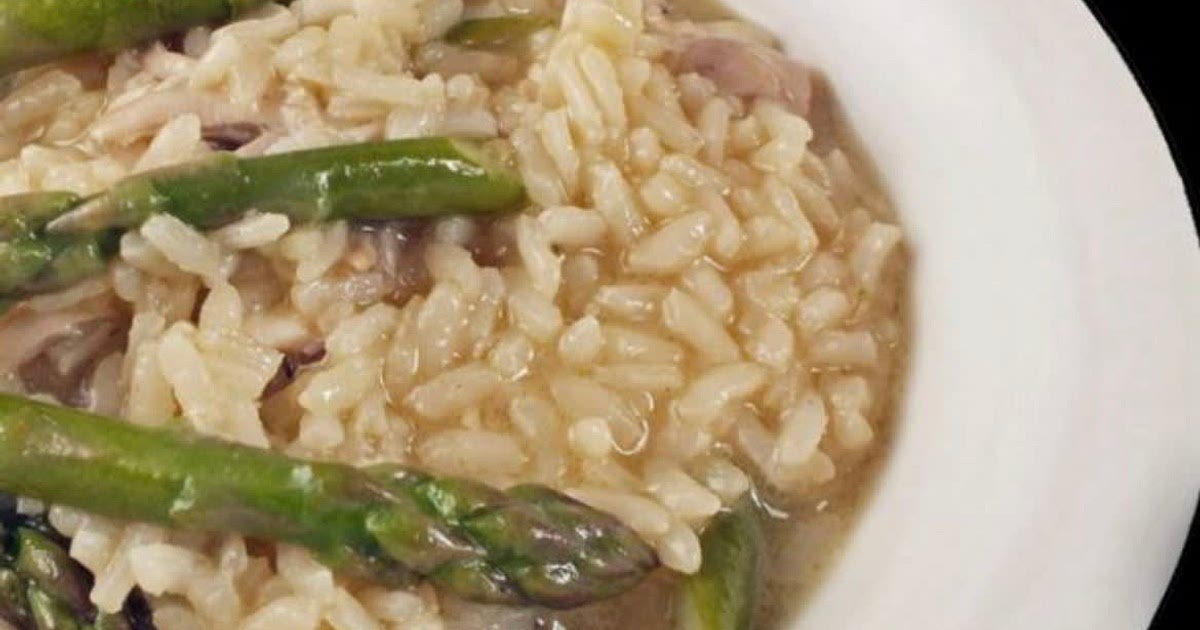 Chicken, asparagus and bacon risotto Recipe | Samsung Food App