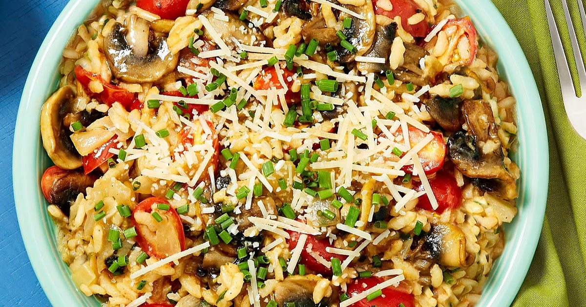 Mushrooms & Chive Risotto swirled with Garlic Butter Recipe | Samsung Food App