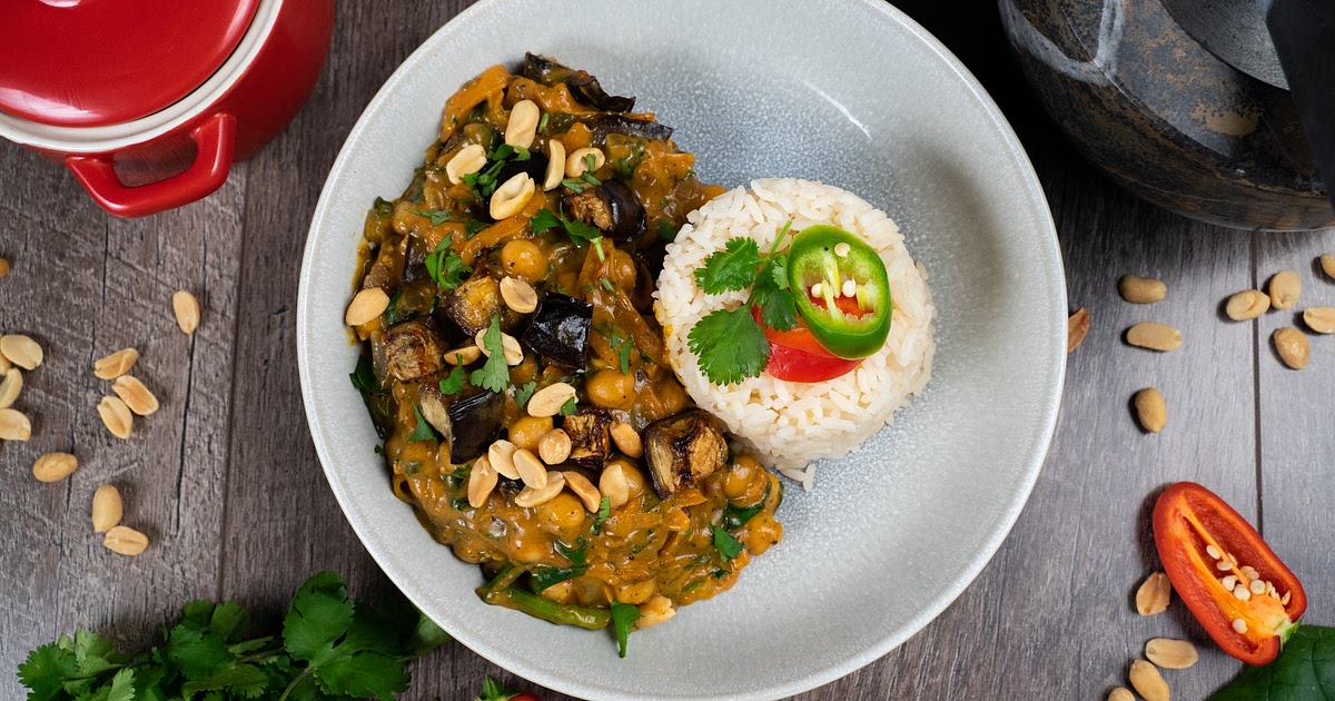 Maple Roast Aubergine & Peanut Curry by Pureety Recipe | Samsung Food App