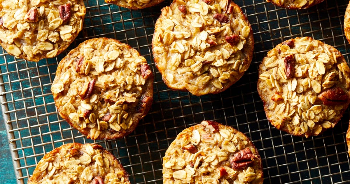 Baked Banana-Nut Oatmeal Cups Recipe | Samsung Food App