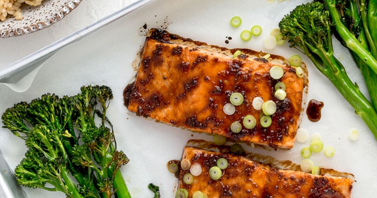 Glazed Salmon &amp; Broccolini Tray Bake Recipe | Samsung Food App