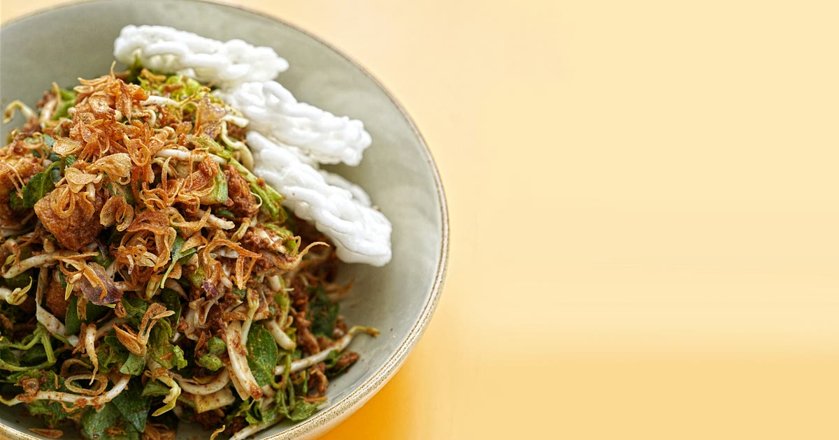 Indonesian Javanese Raw Veggie Salad (Karedok) Recipe | Samsung Food App