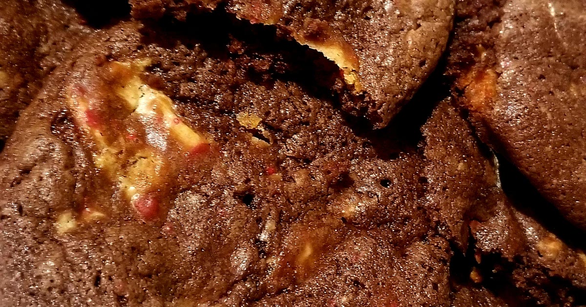 Easy Peppermint Hot Chocolate Cookies Recipe | Samsung Food App