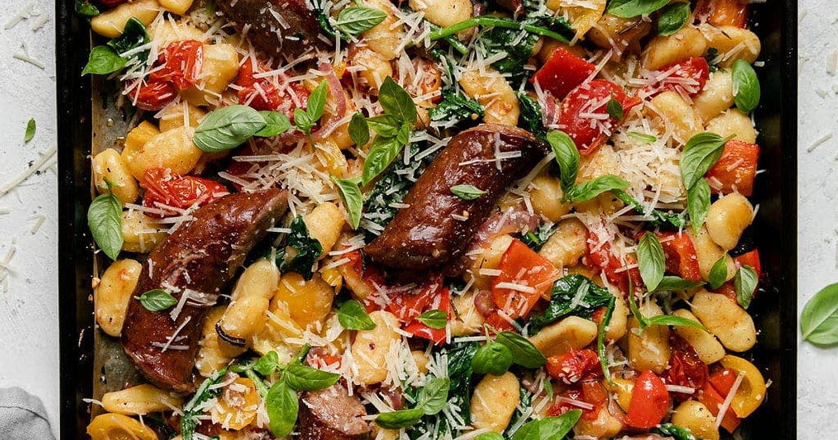 Sheet Pan Gnocchi With Kielbasa and Vegetables Recipe | Samsung Food App