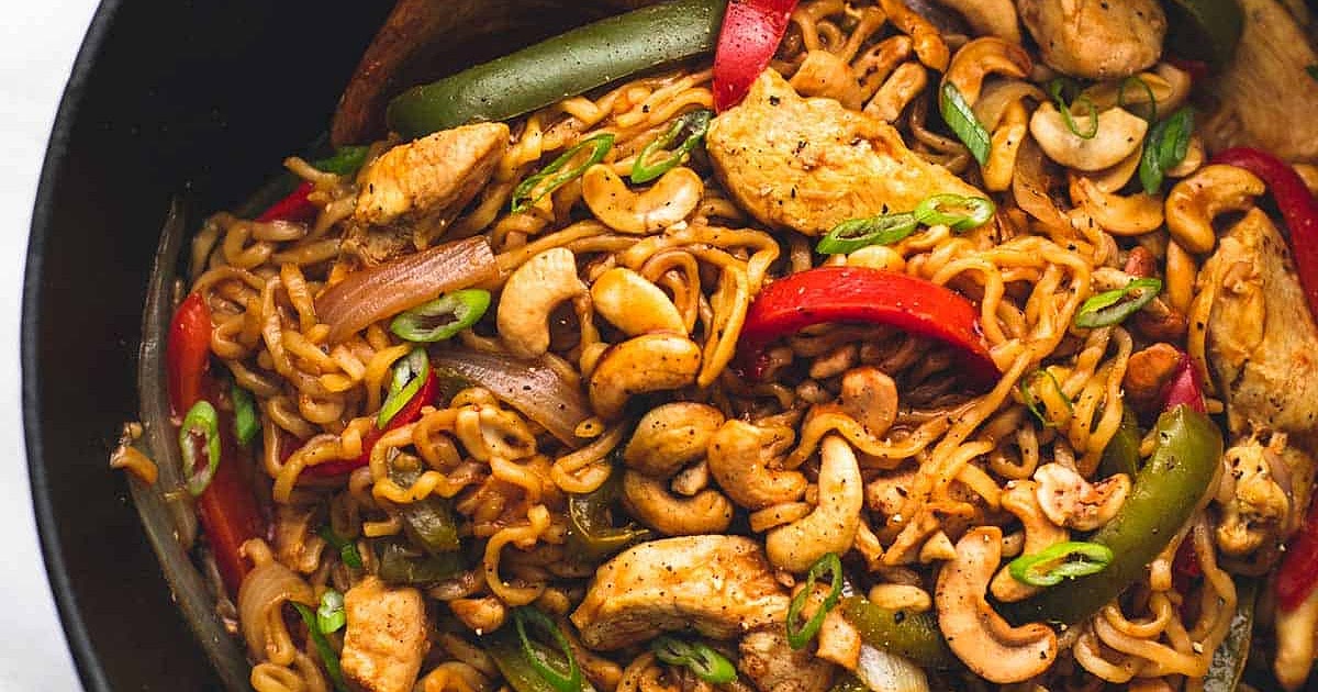 One Pot Cashew Chicken Ramen Recipe | Samsung Food App