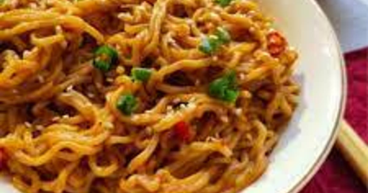 Ramen Noodles Stir Fried with Peanut Butter Sauce Recipe | Samsung Food App