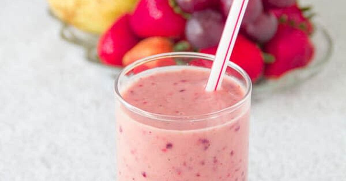 Strawberry Banana Pear Smoothie Recipe | Samsung Food App