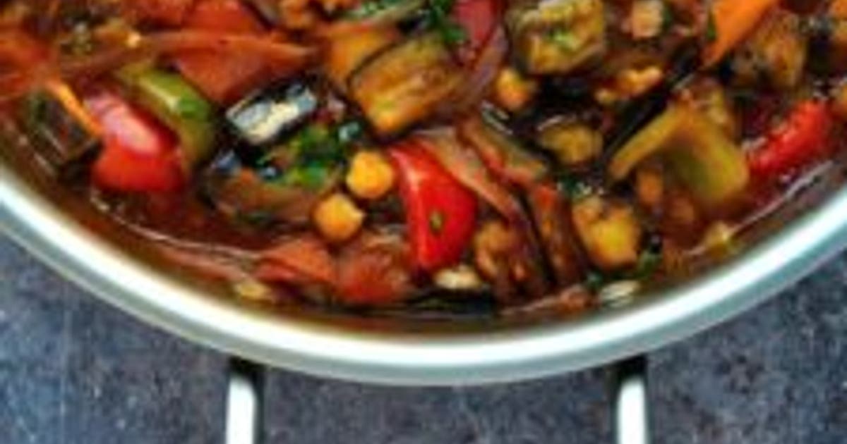 Romani Eggplant Chickpea Stew Recipe | Samsung Food App