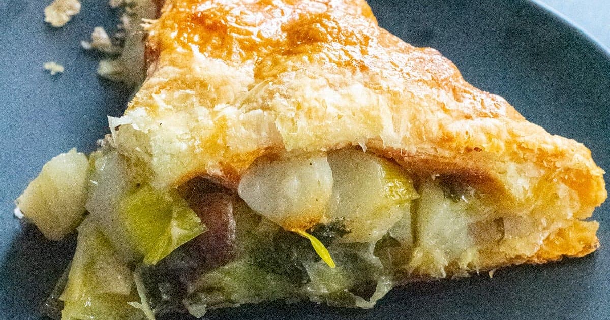 Jerusalem artichoke, leek and chestnut pie Recipe | Samsung Food App