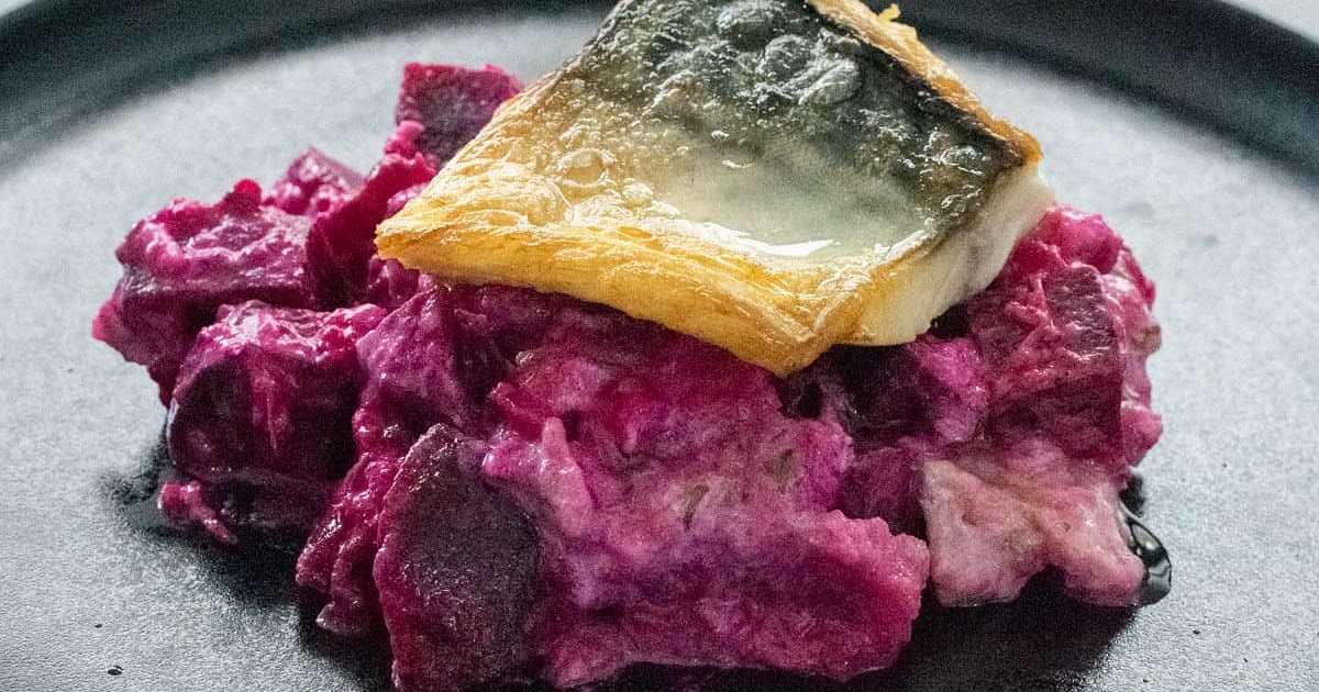 Mackerel fillet with beetroot, bramley apple and horseradish Recipe | Samsung Food App