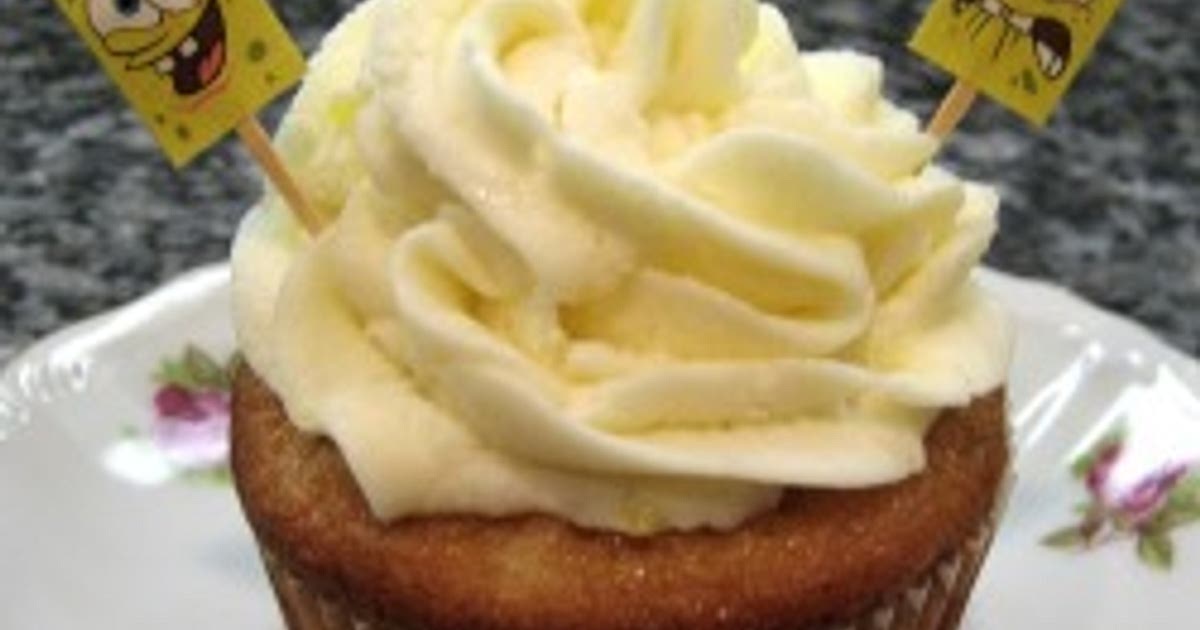 Pineapple Cupcakes with Pineapple Buttercream Recipe | Samsung Food App