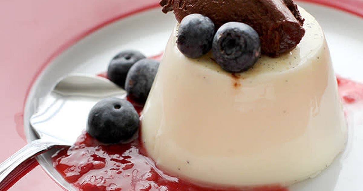 Panna Cotta, with Mixed berry reduction Recipe | Samsung Food App
