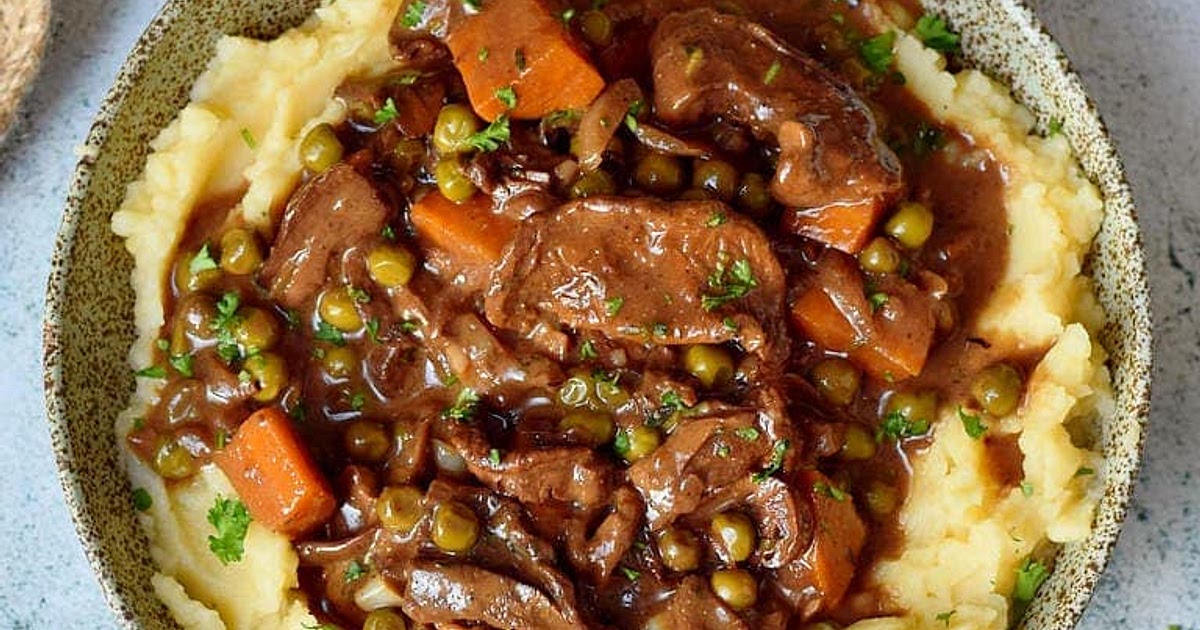 Vegan Mushroom Bourguignon Recipe | Samsung Food App