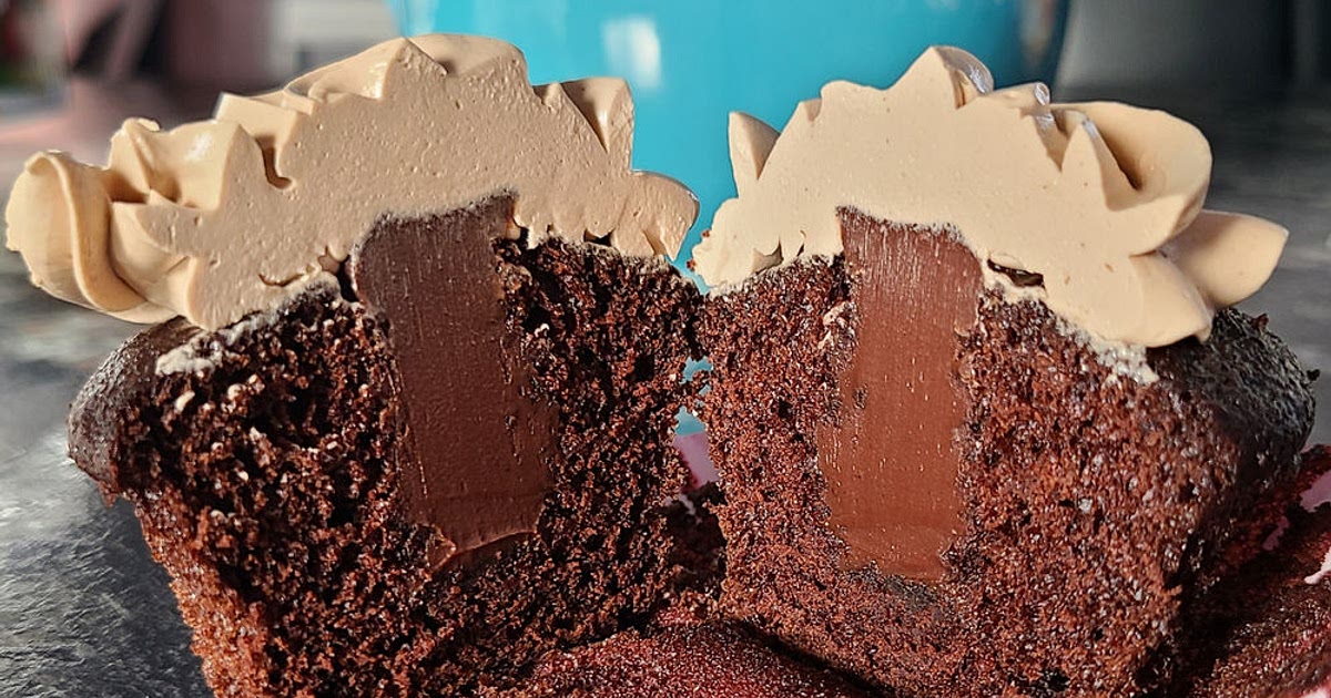 Ultimate Rich Chocolate Cake Recipe | Samsung Food App