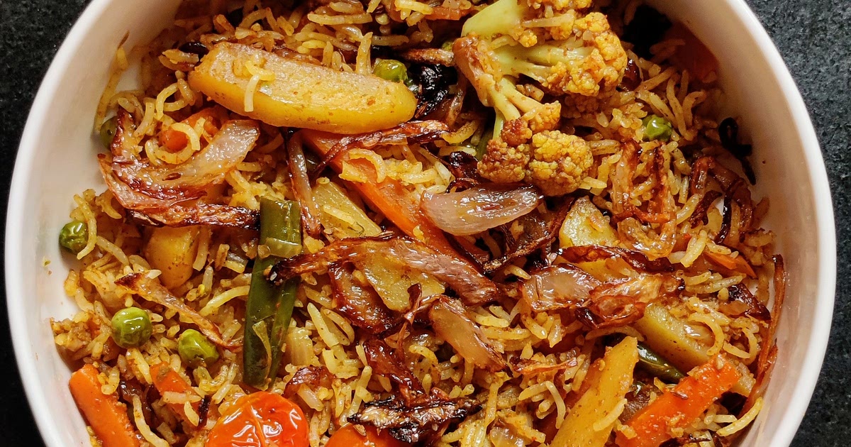 Veg Hyderabadi Biryani Recipe | Samsung Food App