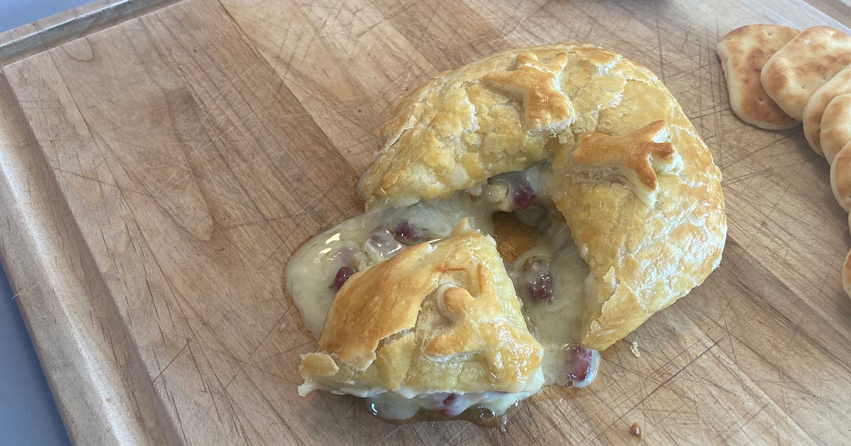 Baked Stuffed Brie with Cranberries & Walnuts Recipe | Samsung Food App