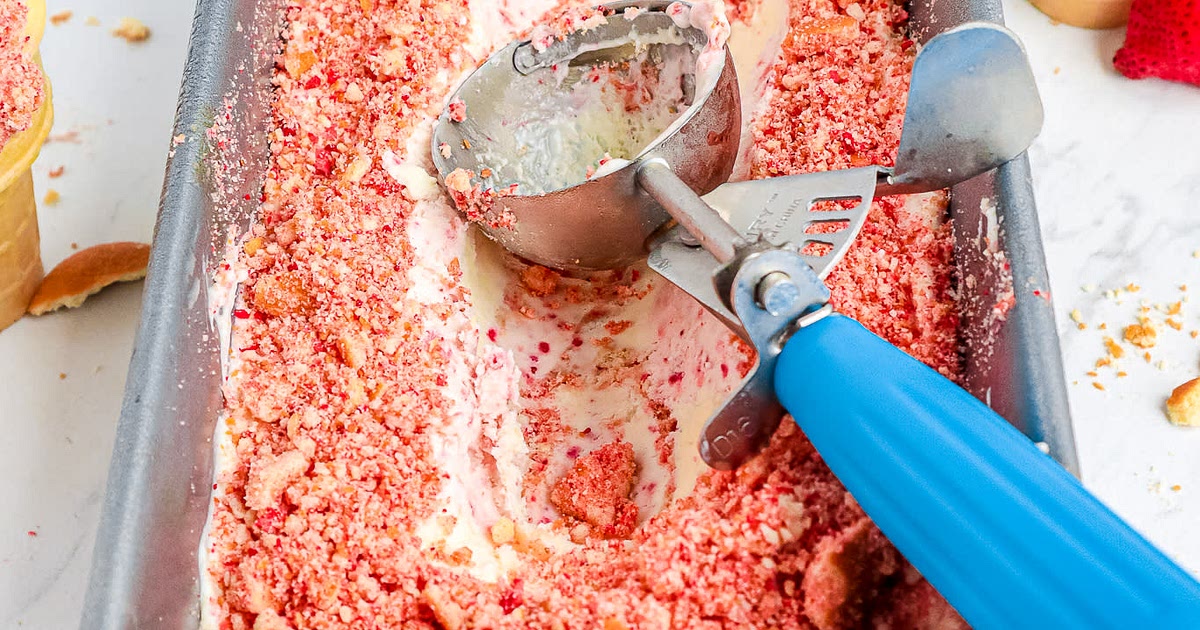 Strawberry Shortcake No-Churn Ice Cream Recipe | Samsung Food App