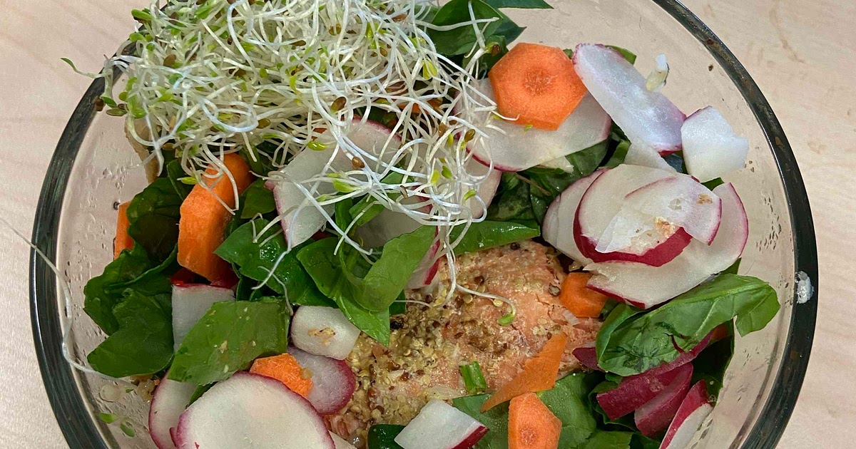 10-Minute Grilled Salmon Bowl Recipe | Samsung Food App