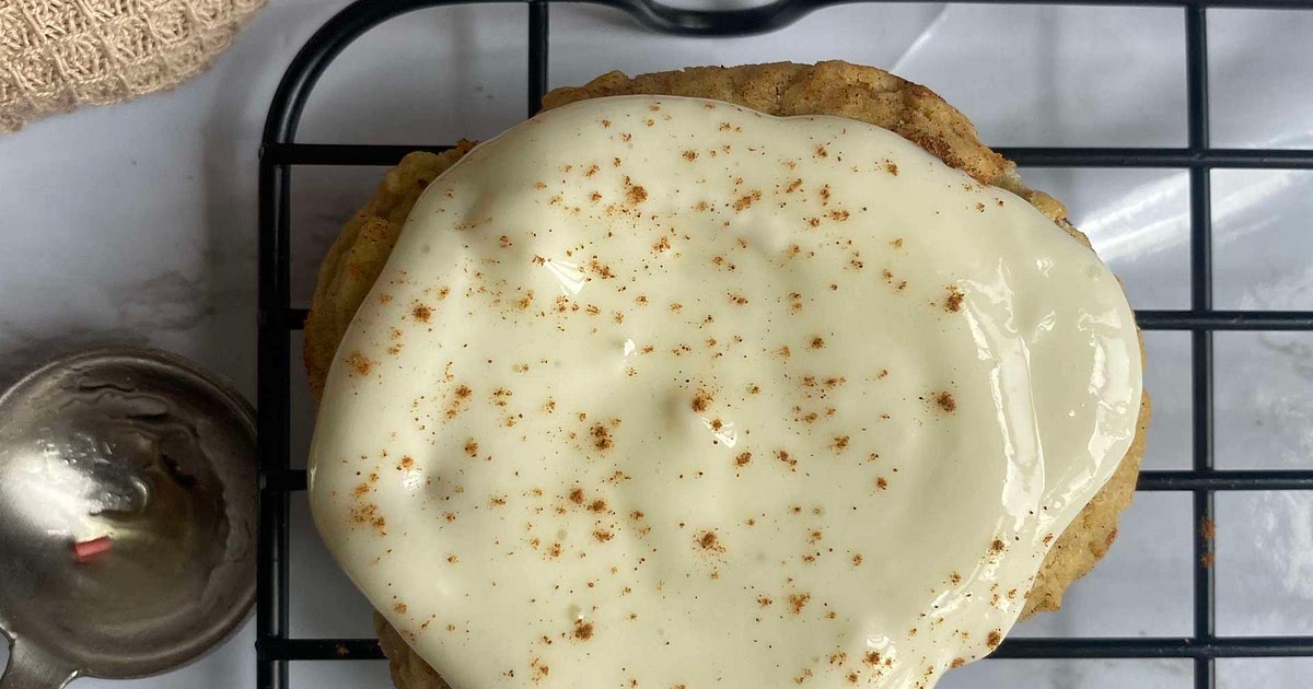 Snickerdoodle cookie (crumbl copycat).  Recipe | Samsung Food App