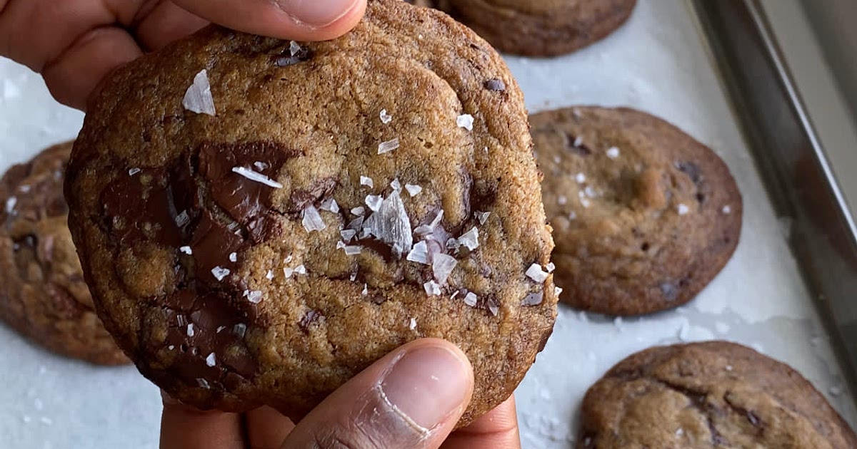 Brown Butter Chocolate Chip Cookies Recipe | Samsung Food App