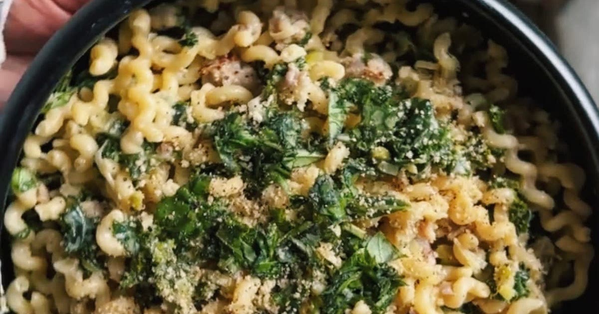 Sweet Italian Sausage, Leek + Mascarpone Pasta Recipe | Samsung Food App