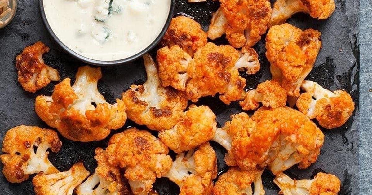 Buffalo Cauliflower with Blue Cheese Dip Recipe | Samsung Food App