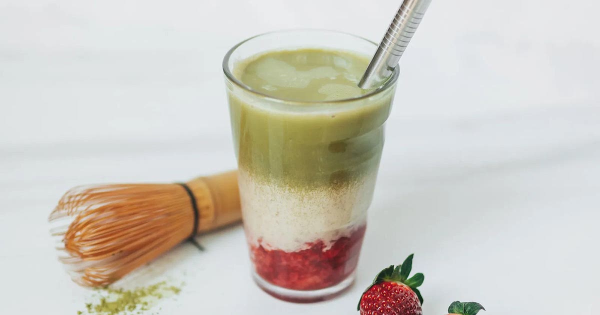 Strawberry Matcha Latte Recipe | Samsung Food App