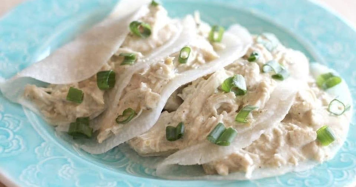 Slow Cooker Green Chile Chicken Recipe | Samsung Food App