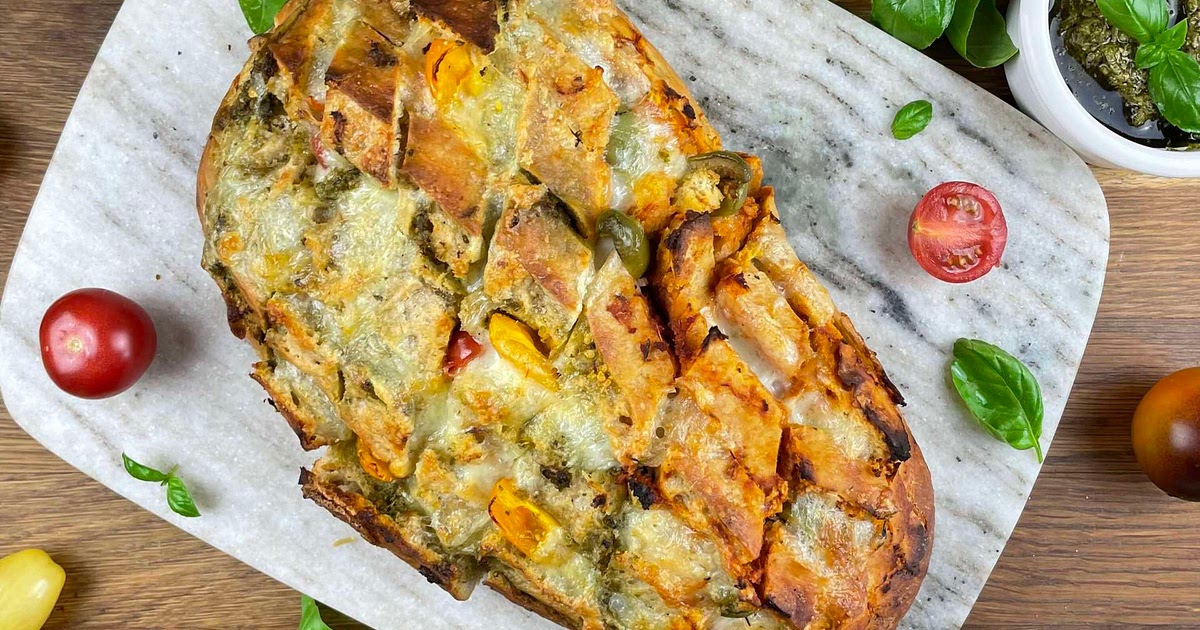 Pesto&Tomato Sauce Cheesy Crack Bread Recipe | Samsung Food App