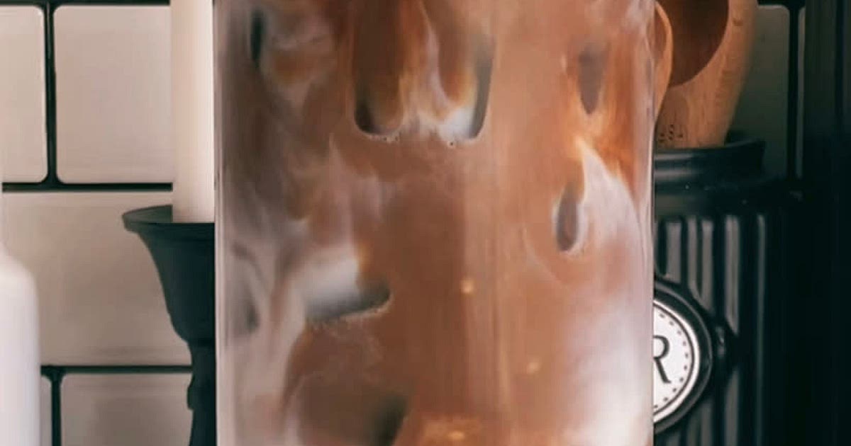 Iced Tuxedo latte Recipe | Samsung Food App