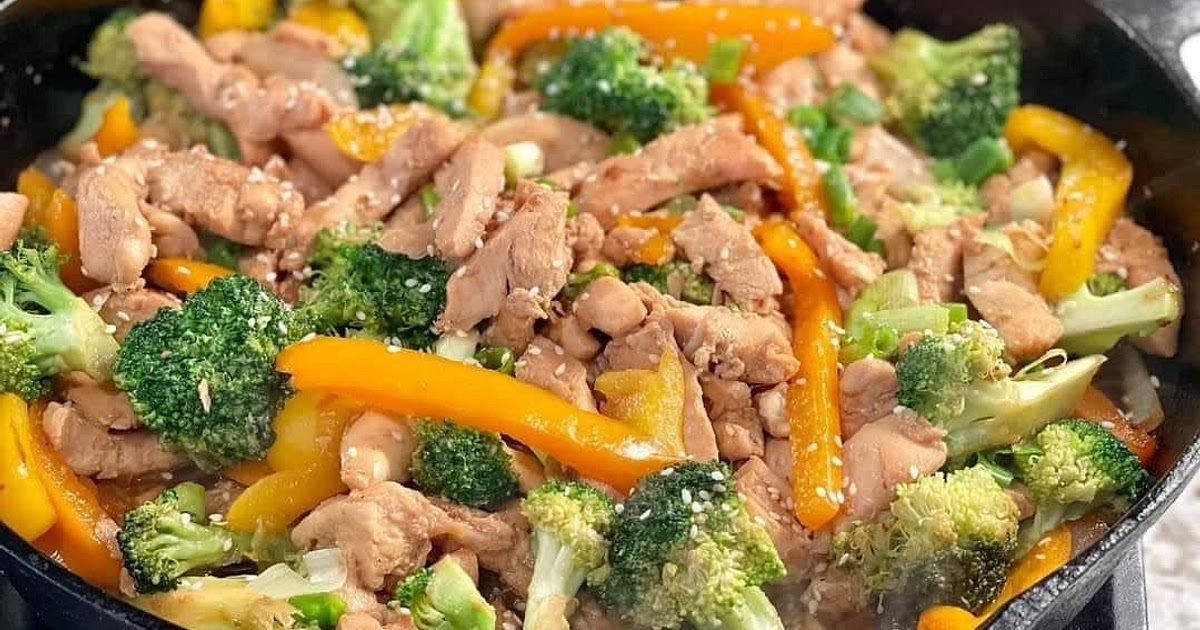 Chinese Chicken and Veggie Stir-Fry Recipe | Samsung Food App