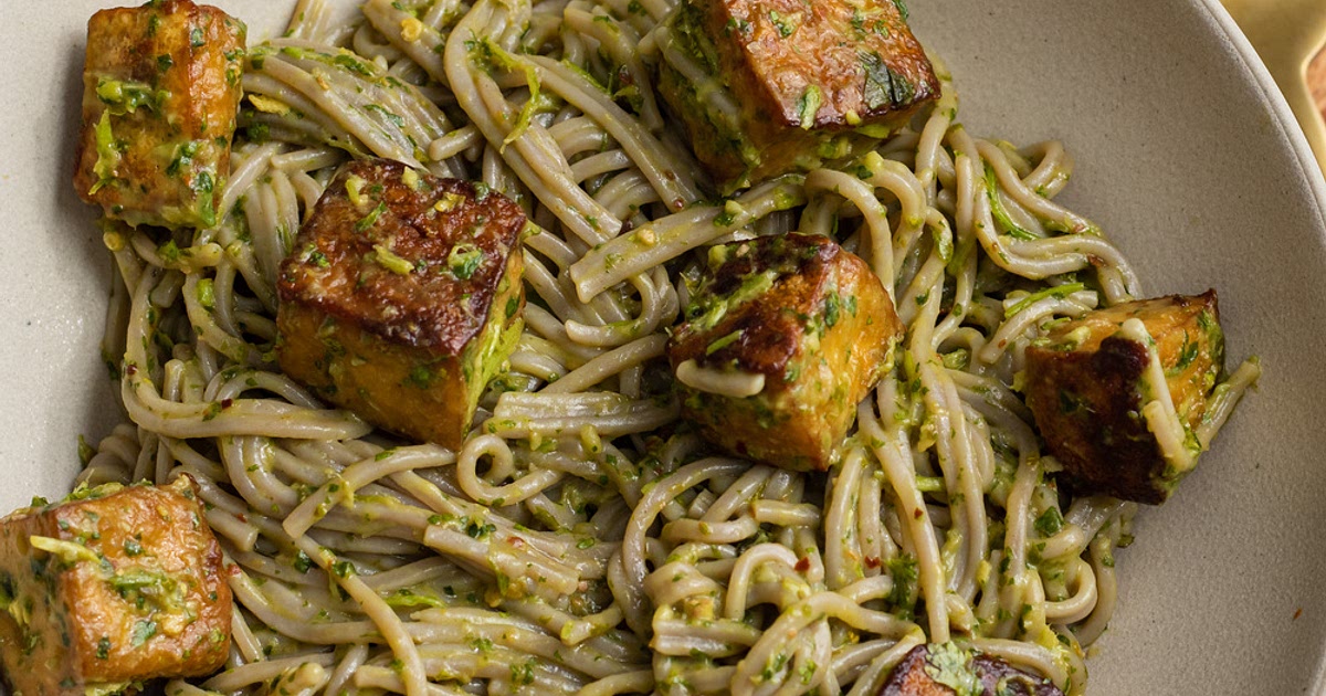 Soba Noodles with Crispy Tofu and Cilantro Avocado Sauce Recipe | Samsung Food App