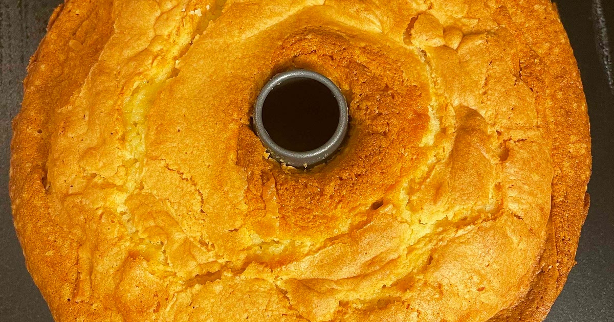 Jaffry’s Sour Cream Poundcake Recipe | Samsung Food App