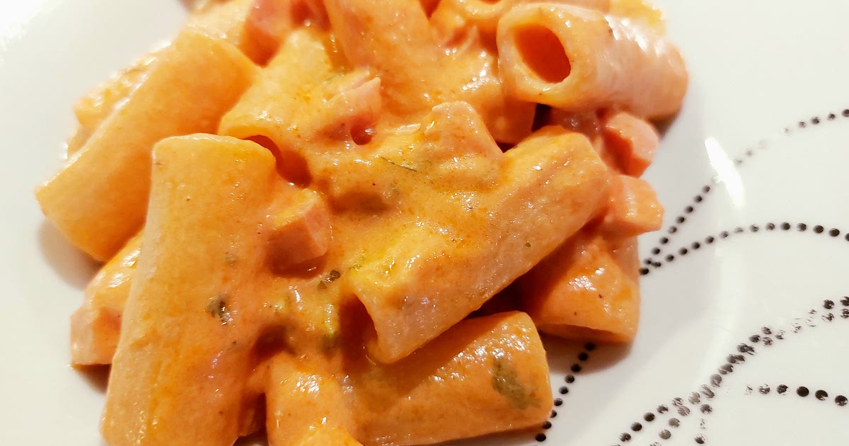 Pasta - Tomato sauce, heavy cream and ham Recipe | Samsung Food App