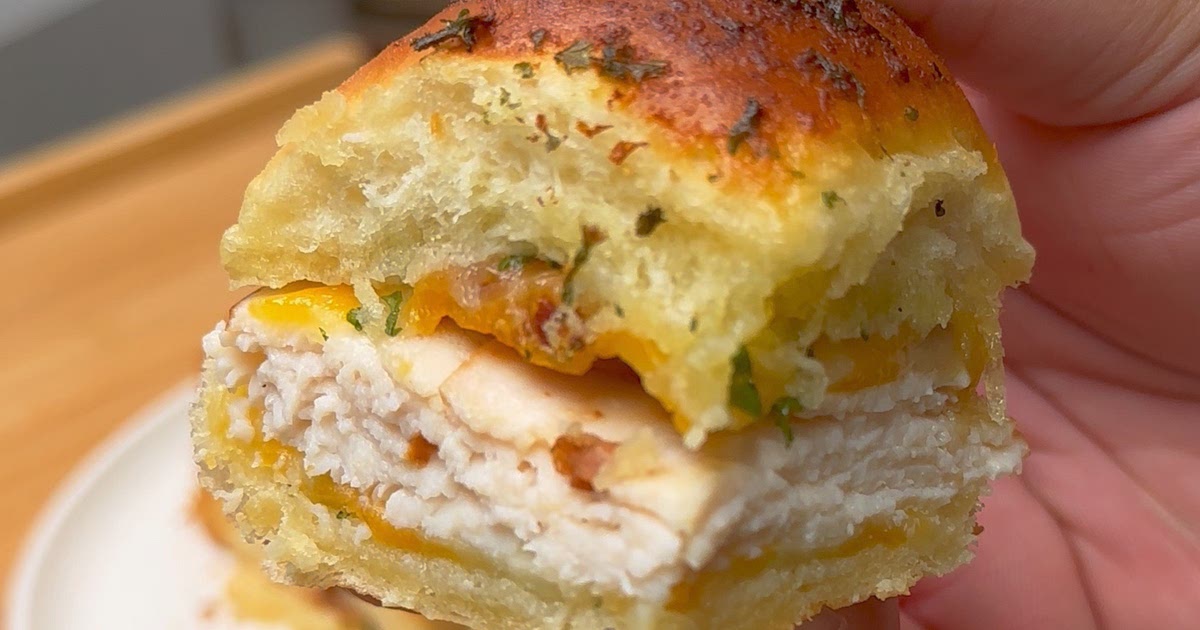 Air Fryer Chicken, Bacon & Ranch Sliders Recipe | Samsung Food App