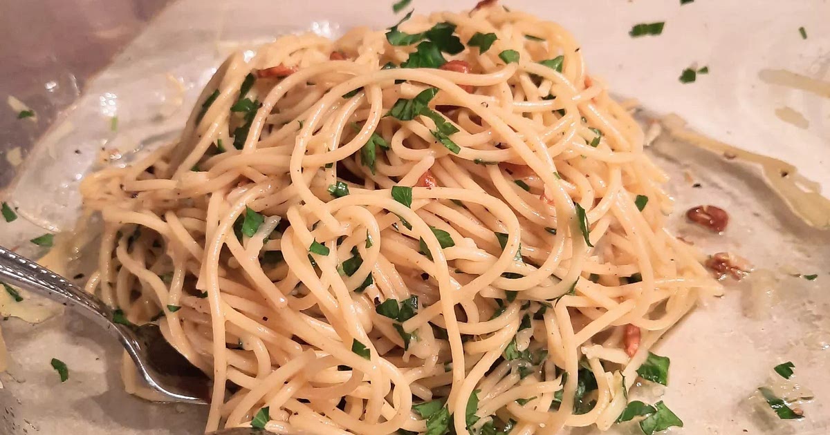 Spaghetti Aglio e Olio Recipe | Samsung Food App