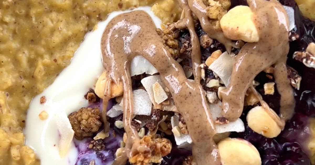 The best Pumpkin Pie Oatmeal with Blueberries Recipe | Samsung Food App