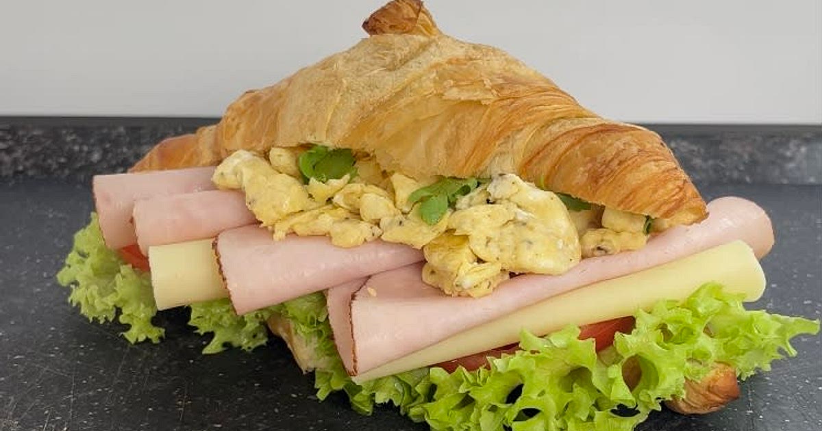 Ham and egg croissant Recipe | Samsung Food App