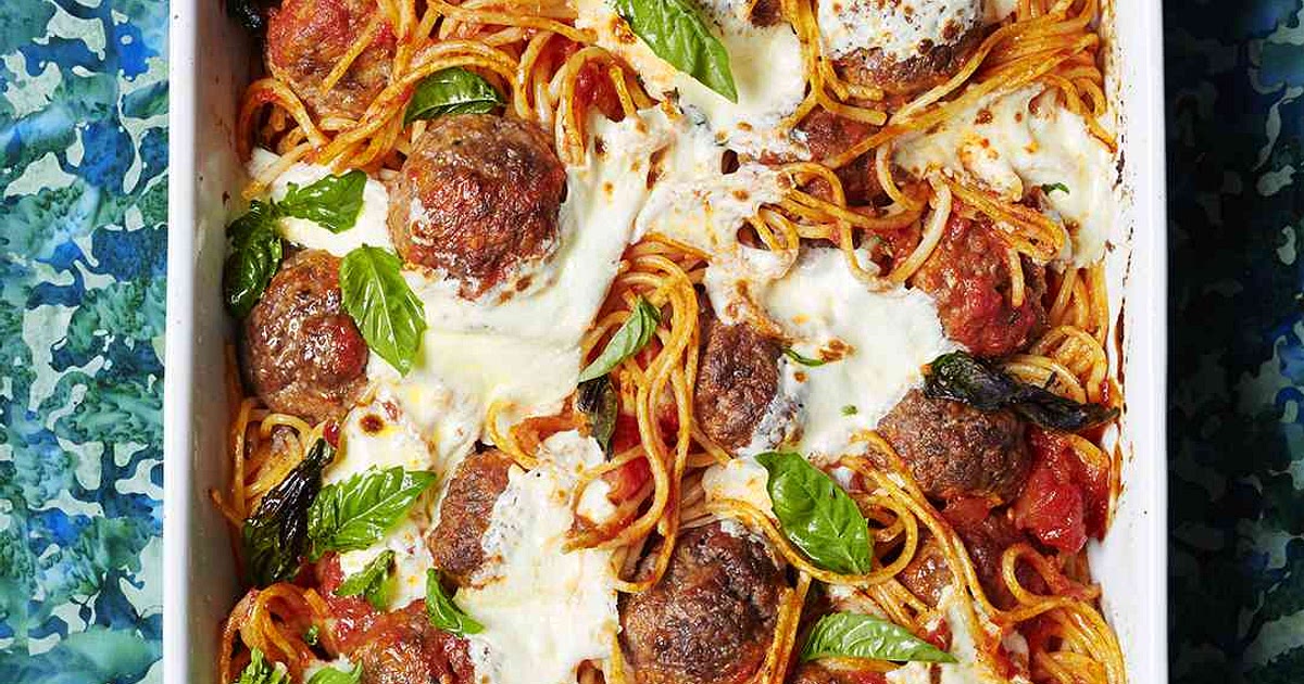 Baked Spaghetti and Meatballs Recipe | Samsung Food App