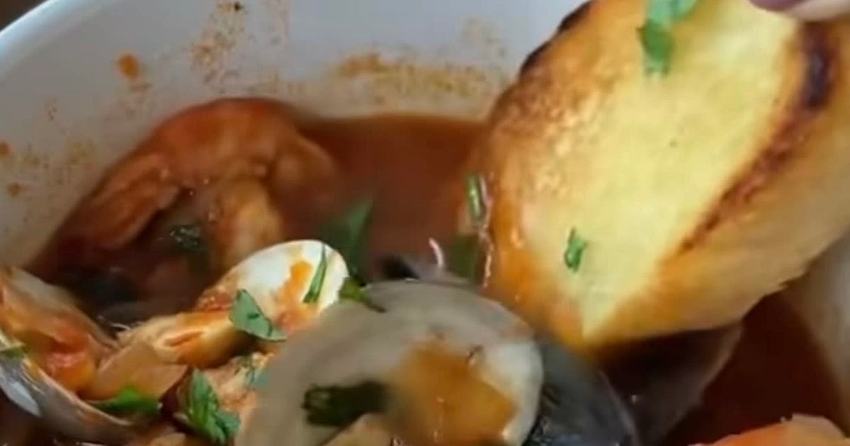 Seafood Cioppino Recipe | Samsung Food App