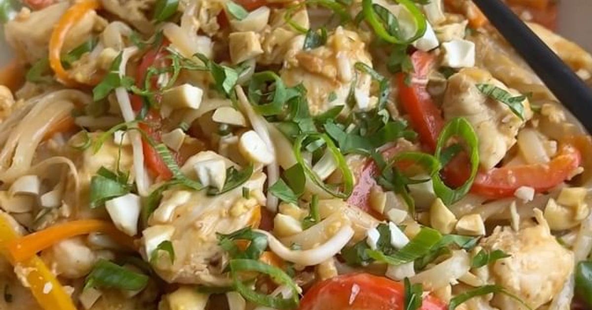 chicken pad thai Recipe | Samsung Food App