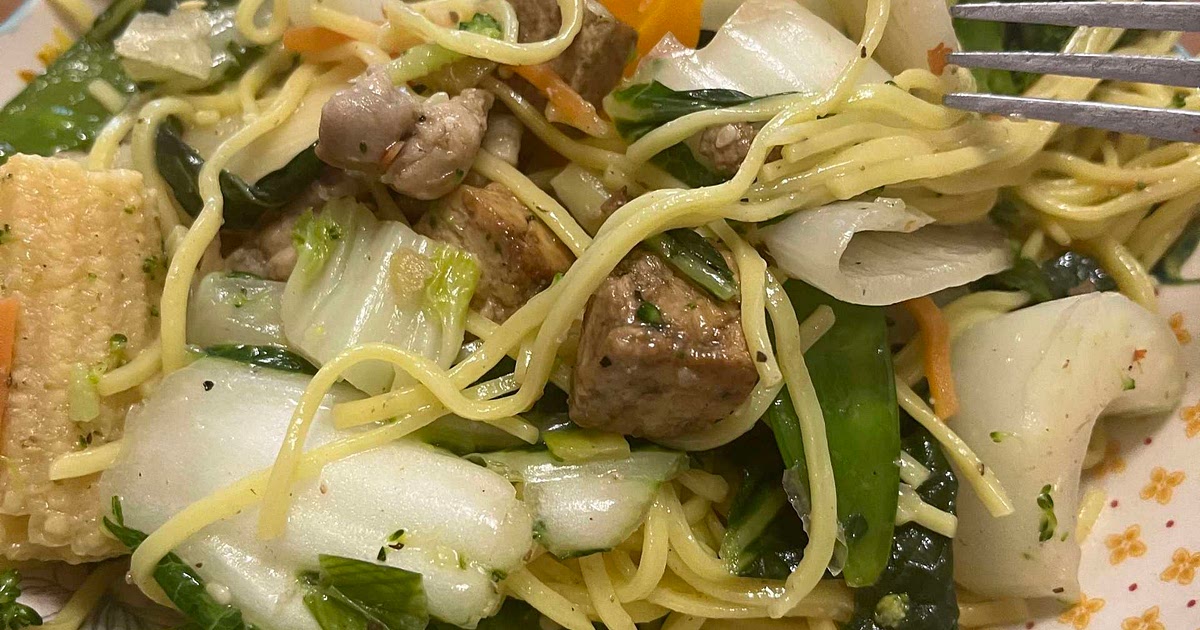 Chicken & Tofu Veggie Noodle Stir-fry Recipe | Samsung Food App