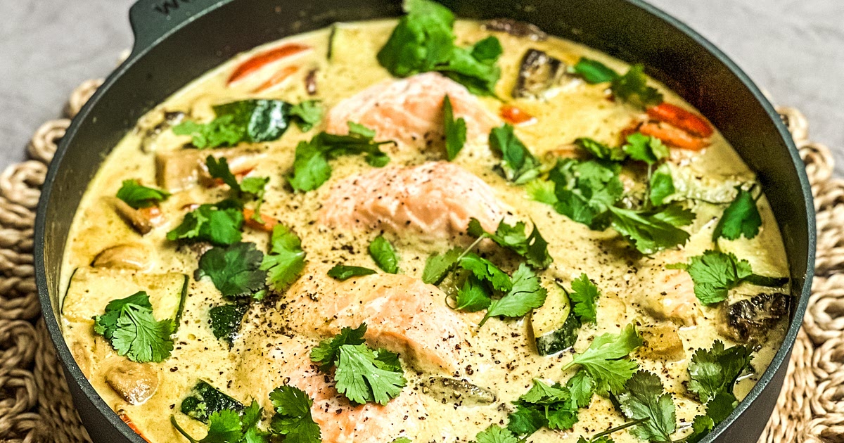 Creamy Baked Salmon Green Curry Recipe | Samsung Food App