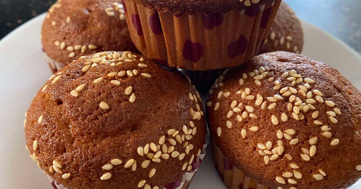 Low calorie peanut butter cupcakes Recipe | Samsung Food App