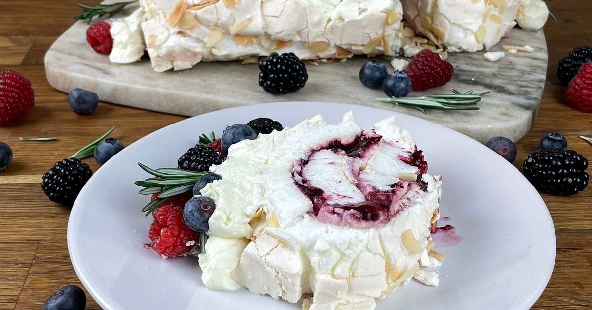 Berry Meringue roulade Recipe | Samsung Food App