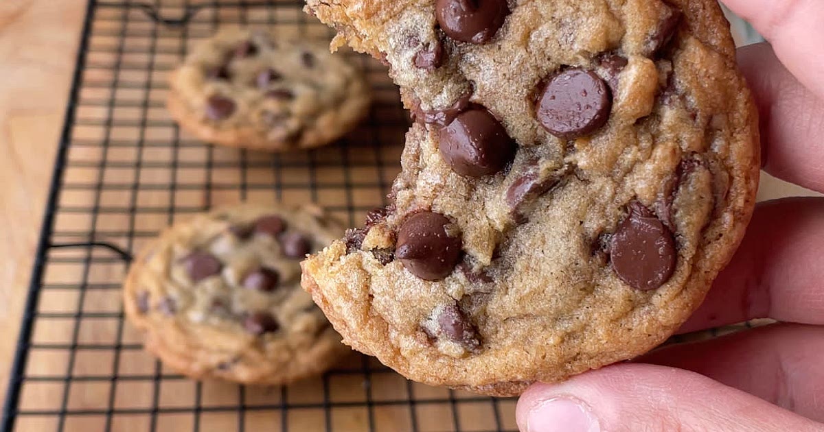 Classic Chocolate Chip Cookies Recipe | Samsung Food App